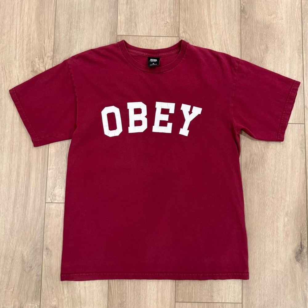 Obey T-shirt with white 'OBEY' text Size M